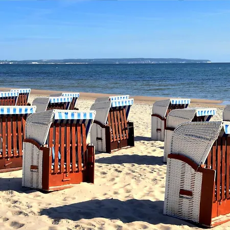 アパート Binzer Strandgut Im Haus Jahreszeiten ビンツ