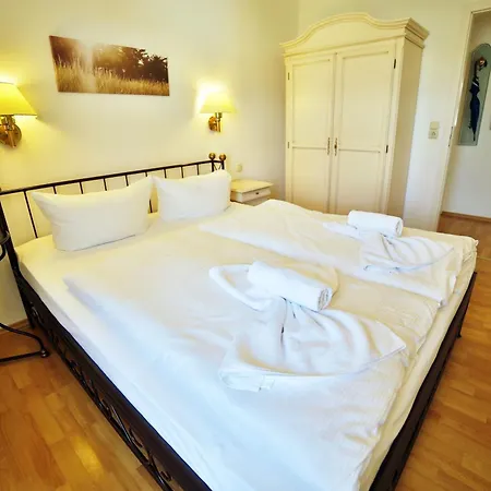 Appartement Binzer Strandgut Im Haus Jahreszeiten *