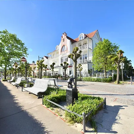 Binzer Strandgut Im Haus Jahreszeiten Appartement Binz