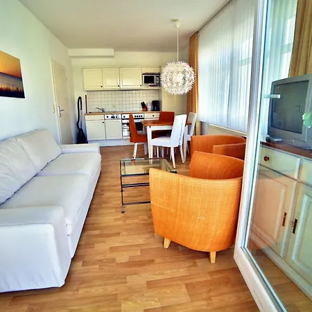 Binzer Strandgut Im Haus Jahreszeiten Appartamento Binz