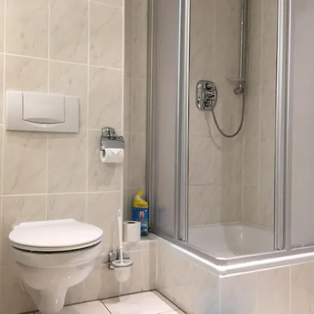 Binzer Strandgut Im Haus Jahreszeiten アパート ビンツ