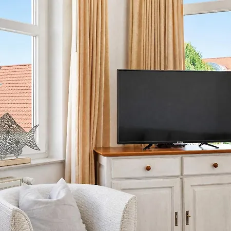 Binzer Strandgut Im Haus Jahreszeiten